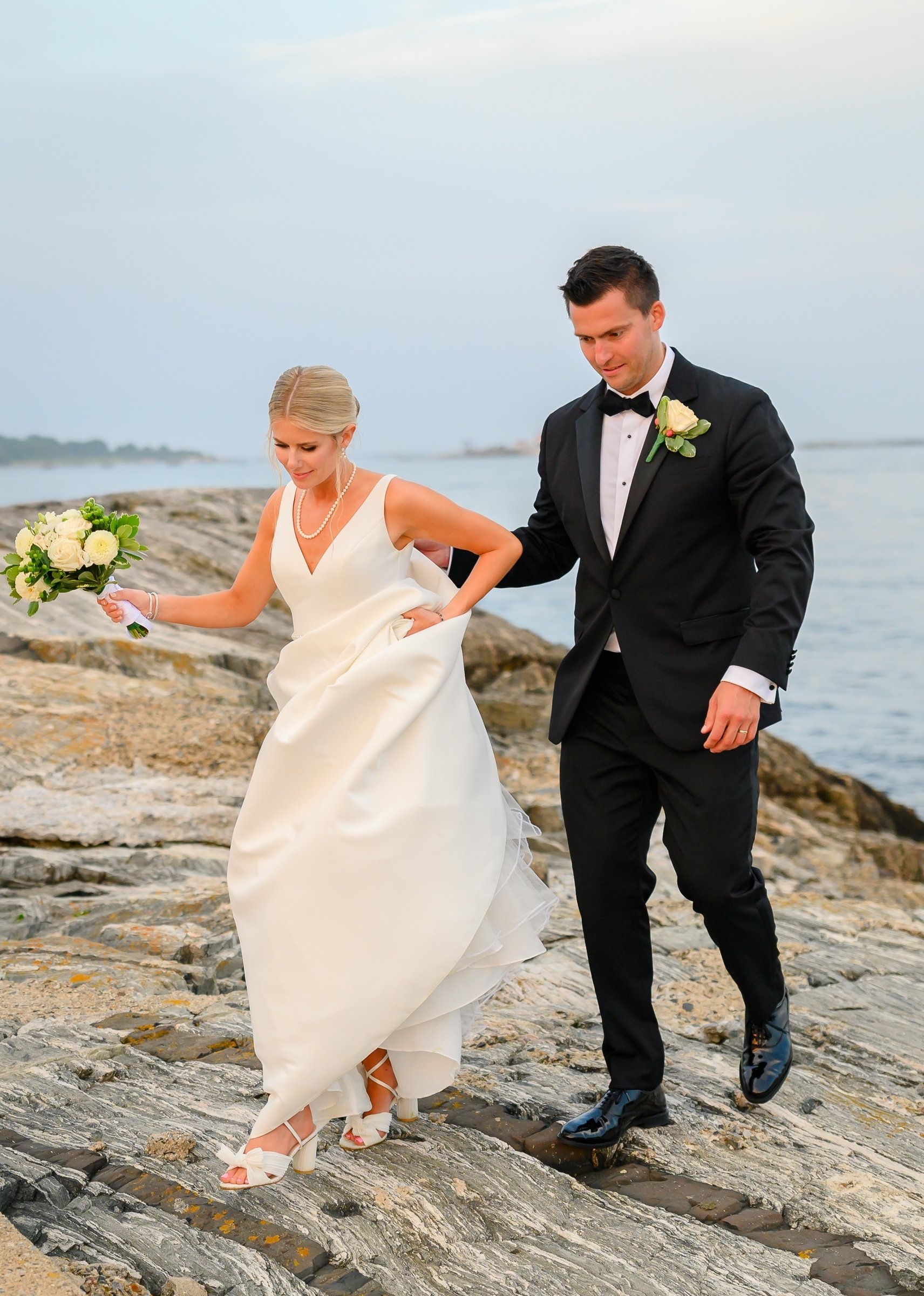 carousel-hero-element image-0