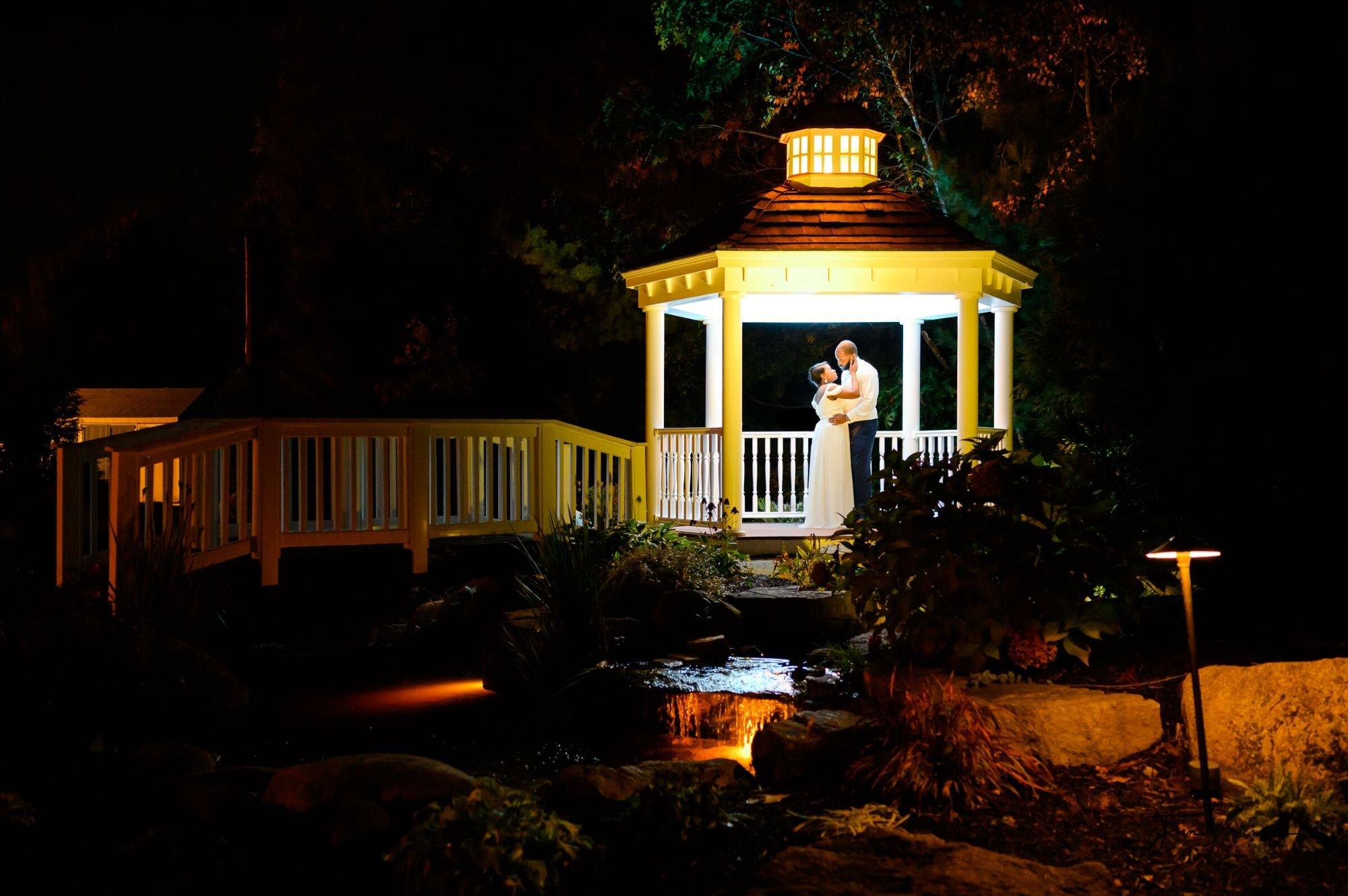 carousel-hero-element image-4