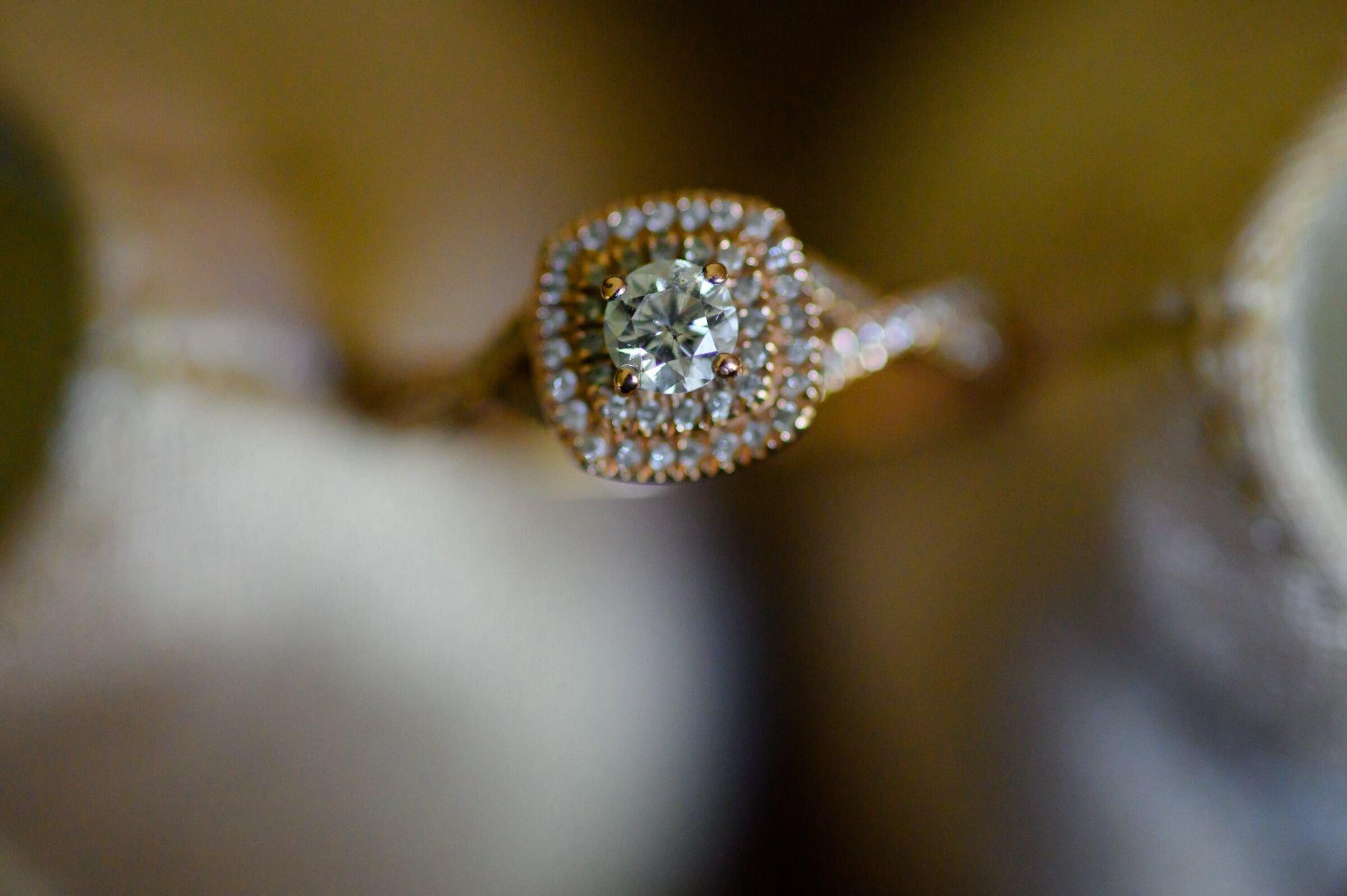 carousel-hero-element image-4