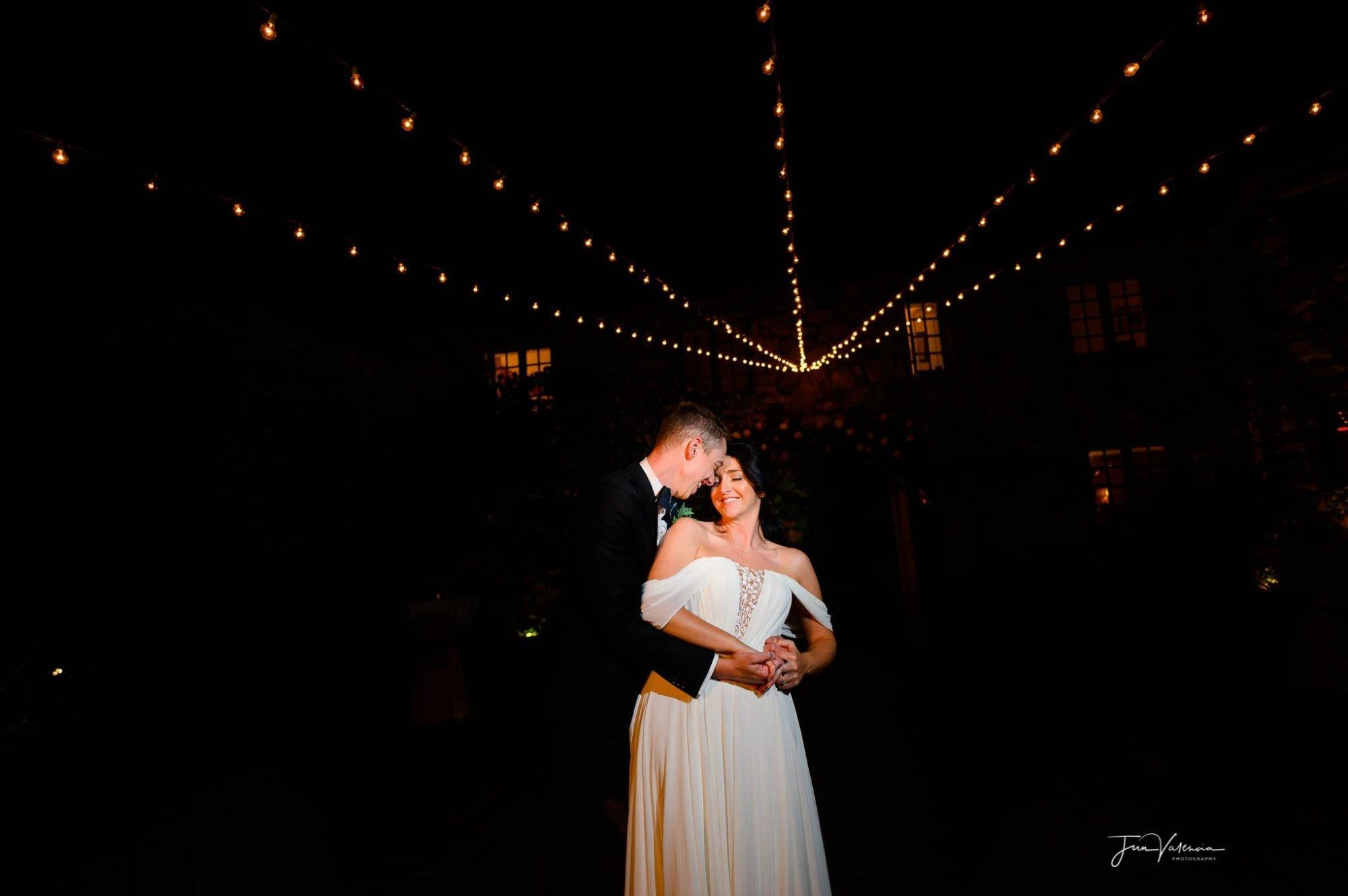 carousel-hero-element image-10